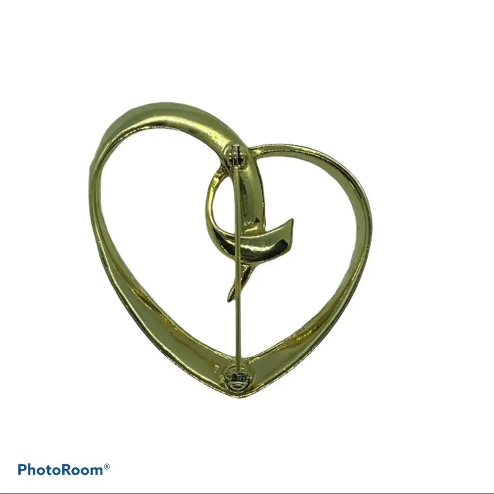 Vintage American Heart Brooch Gold Twisted Asymmetrical Elaborate 3-D Intricate